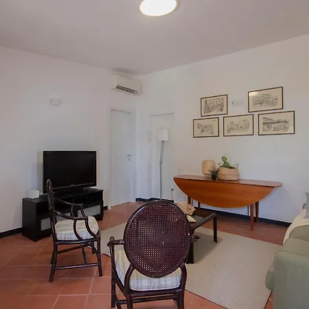 Apartment Ponente *